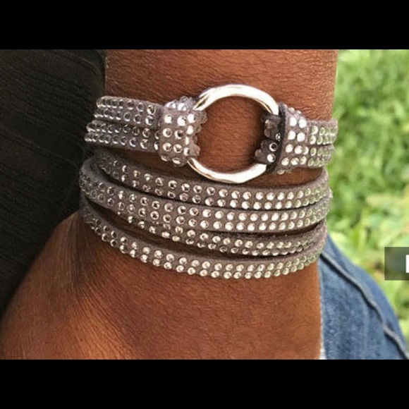 Leather wrap bracelet - Picture 2 of 7